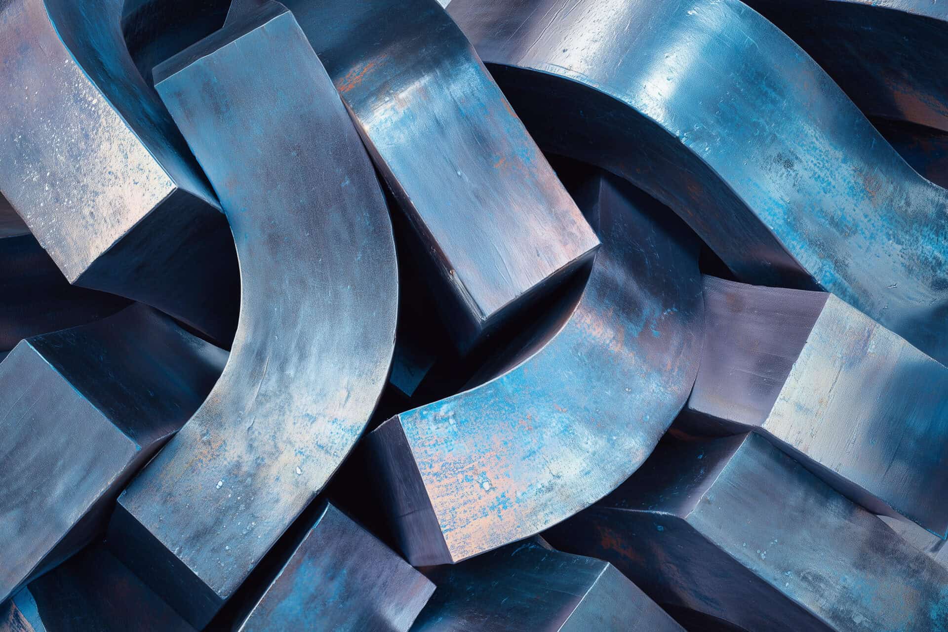 Hochwertige verzinkte Metallteile für Oberflächenveredelung und industriellen Korrosionsschutz.