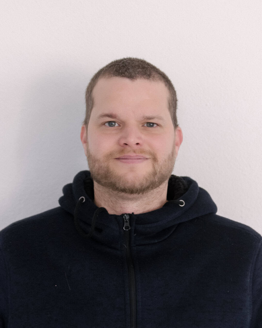 1. Mitarbeiterportrait bei Frühschütz Lohngalvanik GmbH, Industriefirma in Deutschland.